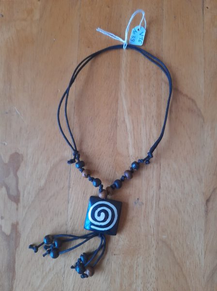 Collier tibétaine en os