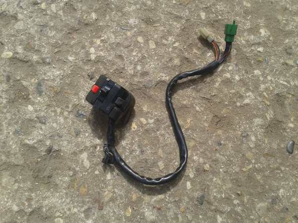 Comodo gauche kawsaki gpz 600 r 1986 pas cher