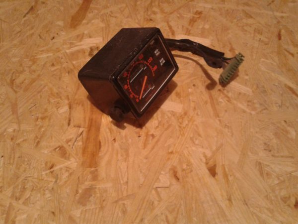 Vente Compteur honda 350 xlr 1984