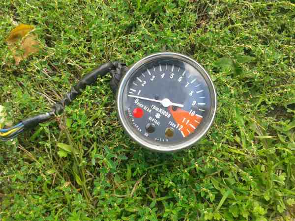 Comptour suzuki 125 gt 1978 pas cher