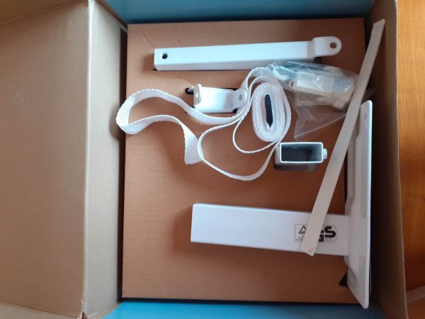 Annonce Console murale pour t&eacute;l&eacute;viseurs /moniteurs