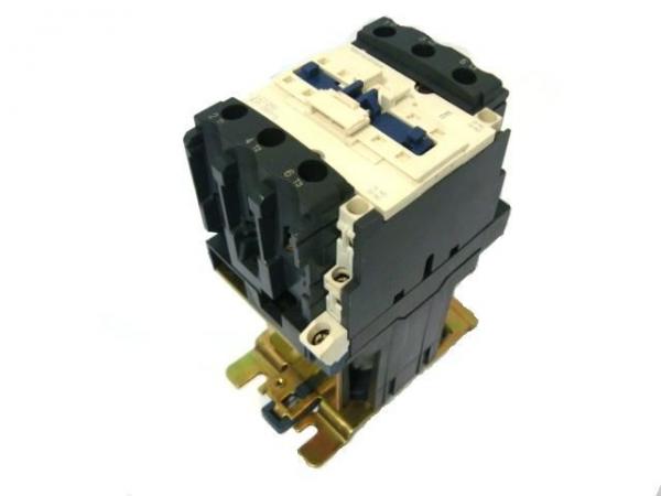 Contacteur lc1d50b7 telemecanique neuf,