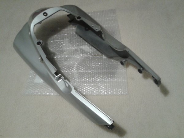 Annonce Coque arri&eacute;re kawasaki 1200 zzr 2006