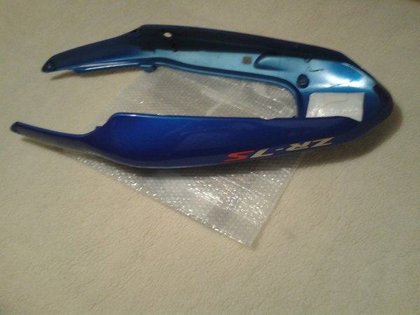 Annonce Coque arri&eacute;re kawasaki zr7s 2013