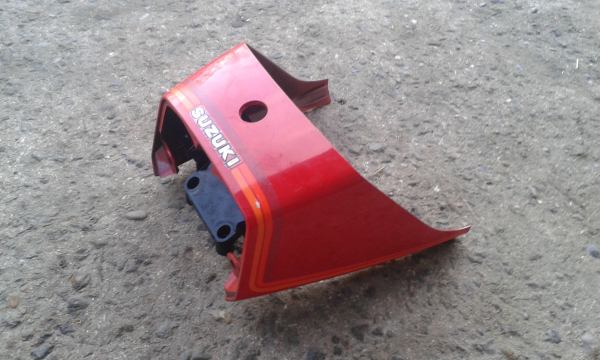 Vente Coque arri&eacute;re neuve suzuki gsx 750 s  1978