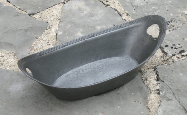 Vente Corbeille en &eacute;tain art nouveau sign&eacute;e osiris