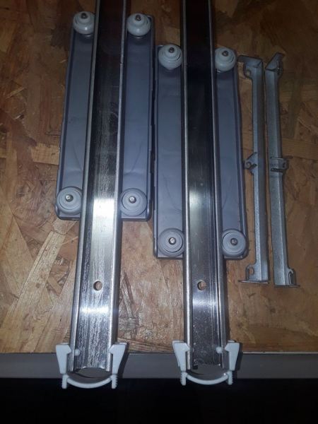 Coulisses pour panier lav vaiss i indesit idl502 pas cher