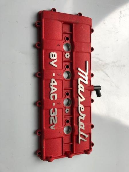 Couvercle de soupape pour maserati 3200 gt