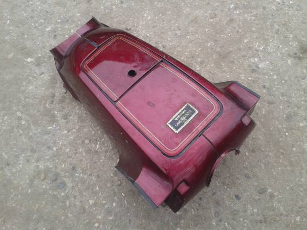 Couvre r&eacute;servoir honda 1200 gl aspencade 1990 pas cher