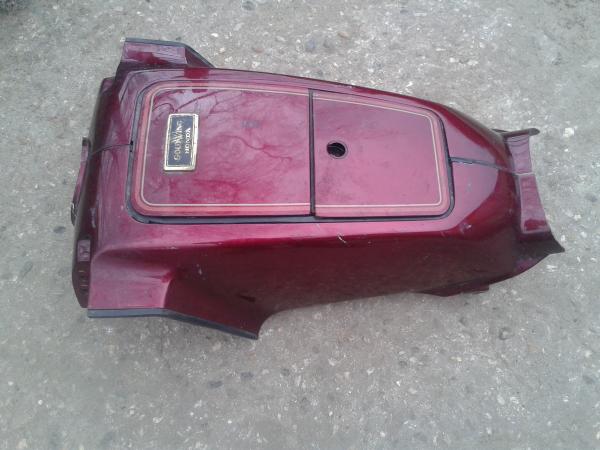 Annonce Couvre r&eacute;servoir honda 1200 gl aspencade 1990