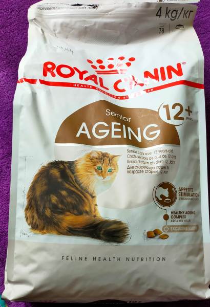 Croquettes chat royal canin ageing 12+