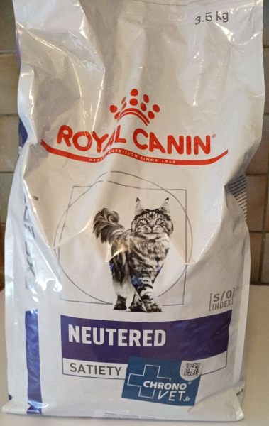 Croquettes royal canin neutered satiety balance