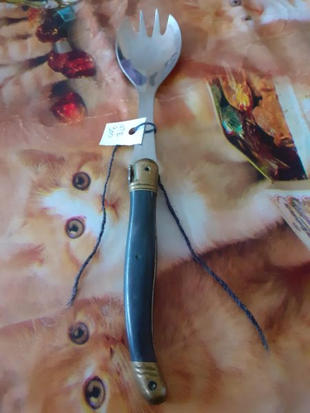 Cuill&egrave;re &agrave; salade laguiole france