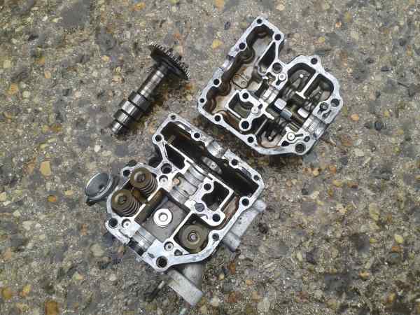 Culasse arri&eacute;re honda pc 800 pacific coast 1989 pas cher