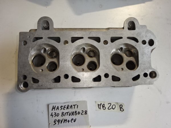 Culasse pour moteur maserati biturbo