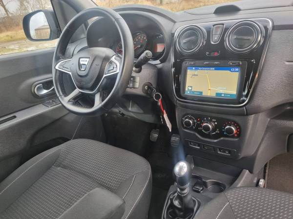 Dacia lodgy 2021 7places 1.3tce 131cv 96kw gps air pas cher