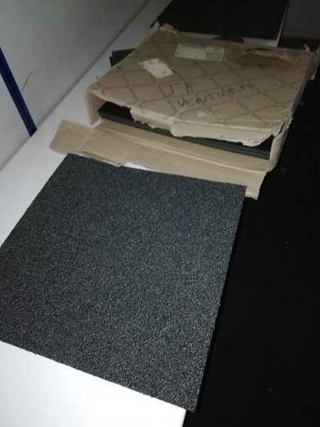 Dalle de moquette 50x50