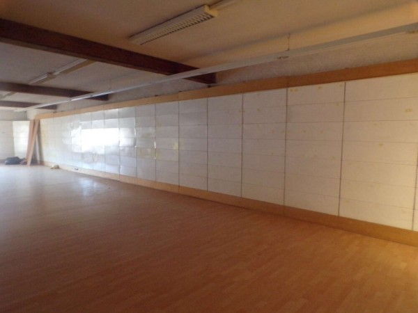 Dalles de bardage m&eacute;tallique