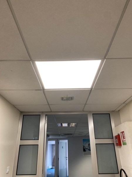 Vente Dalles de faux plafond 60x60 cm et luminaires led