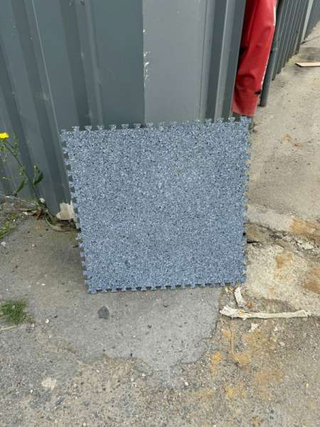 Dalles de sol gerflor connect