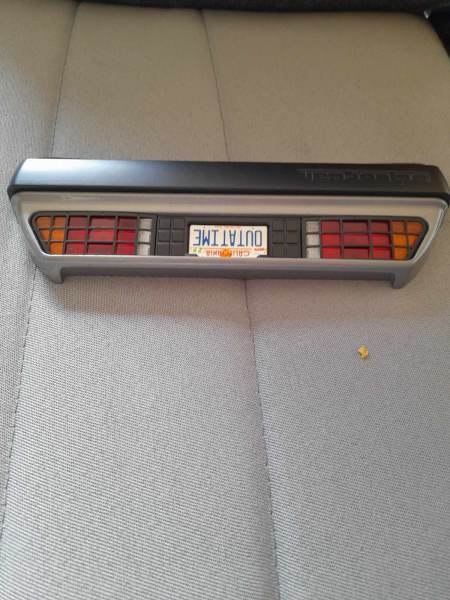 Deloream - parchoque et feu de maquette