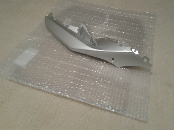 Vente Demi carénage droit suzuki 1000 gsxr k12 2012