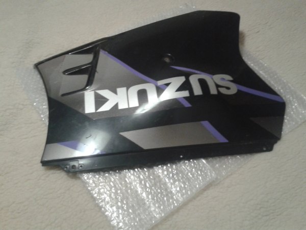 Annonce Demi sabot droit suzuki 1100 gsxr 1992