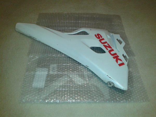 Demi sabot droit suzuki 125 gsxr 2022