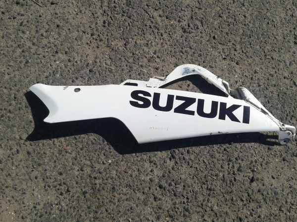 Demi sabot droit suzuki 600 gsxr k7 2007