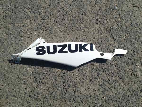 Demi sabot gauche suzuki 600 gsxr k7 2007