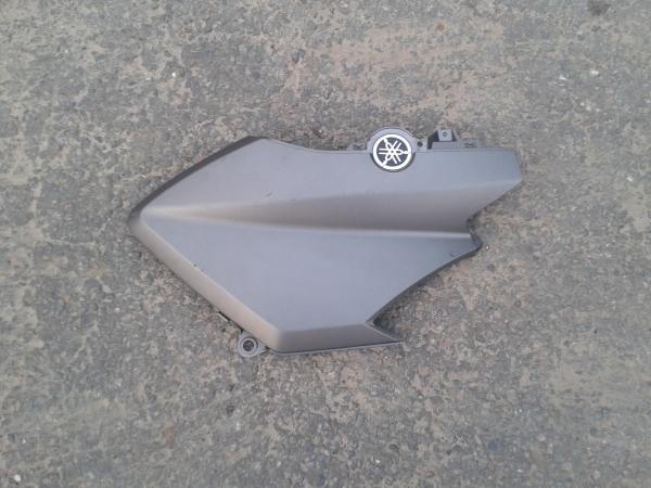 Demi tdf gauche  yamaha 250 xmax 2018