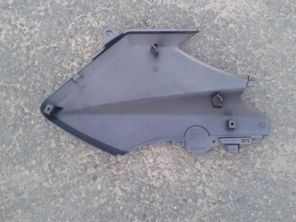 Annonce Demi tdf gauche  yamaha 250 xmax 2018