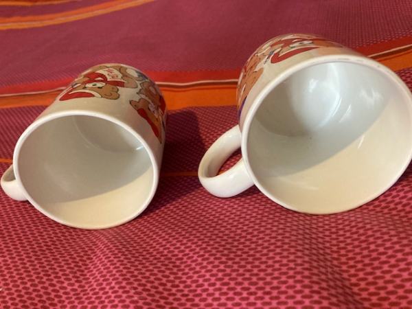 Annonce Deux mugs motif ours