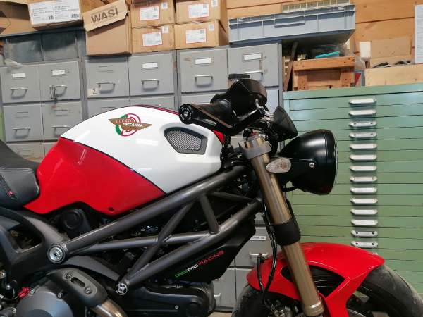 Annonce Ducati monster 1100 evo