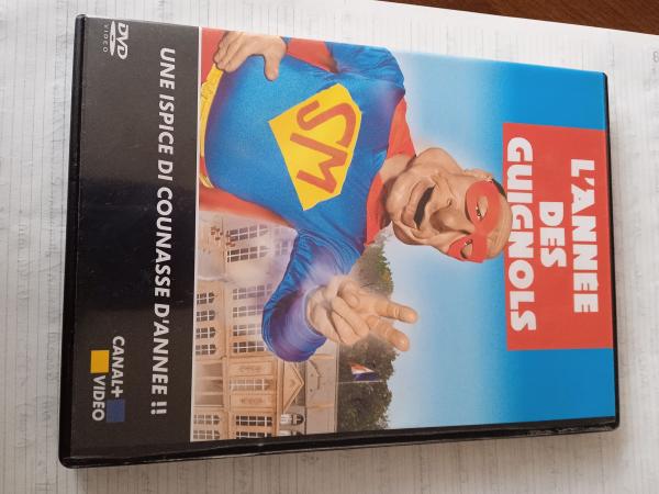 Dvd "l'ann&eacute;e des guignols"