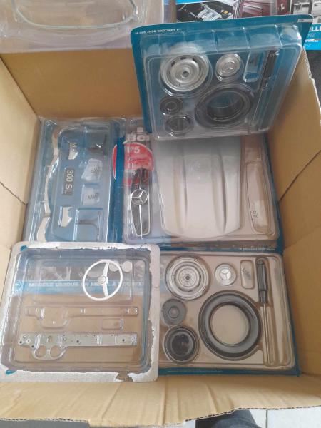 Eaglemoss lot pi&egrave;ces maquette en m&eacute;tal mercedes pas cher