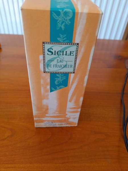 Annonce Eau de fraicheur pour femme  sicile