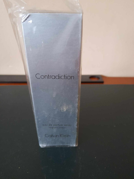 Eau de parfum vaporisateur  contradiction - calvin