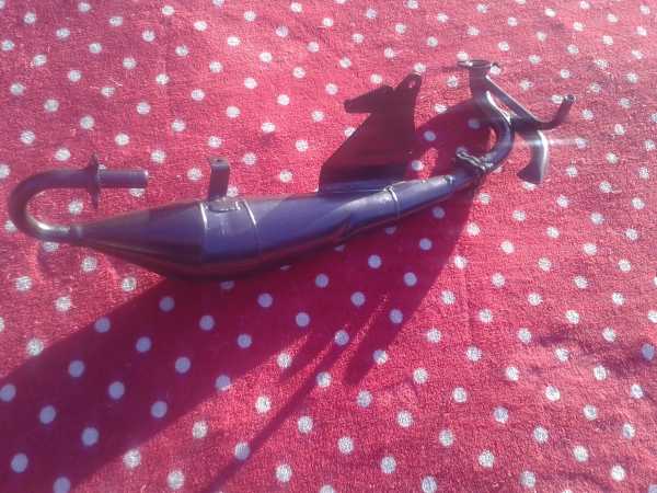 Annonce &eacute;chappement scooter g&eacute;n&eacute;ric 50cc 2008