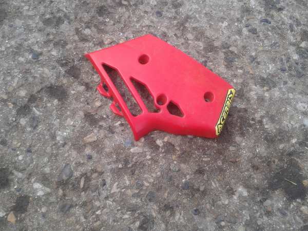 Annonce écope de radiateur droit yamaha 125 yz 1984