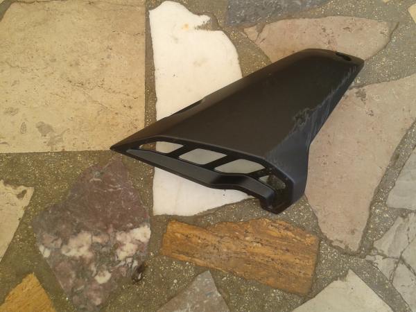 Vente &eacute;cope gauche yamaha 900 mt09 2018