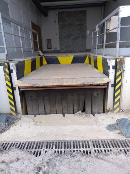 Vente Elevateur monte charge plateforme hydraulique