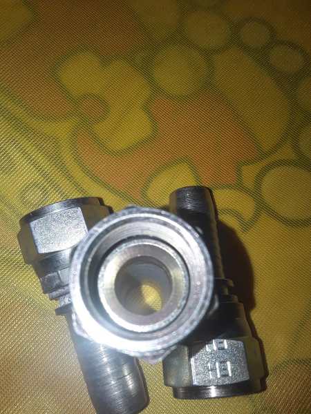 Vente Embouts jic canneles droits avec écrou tournant