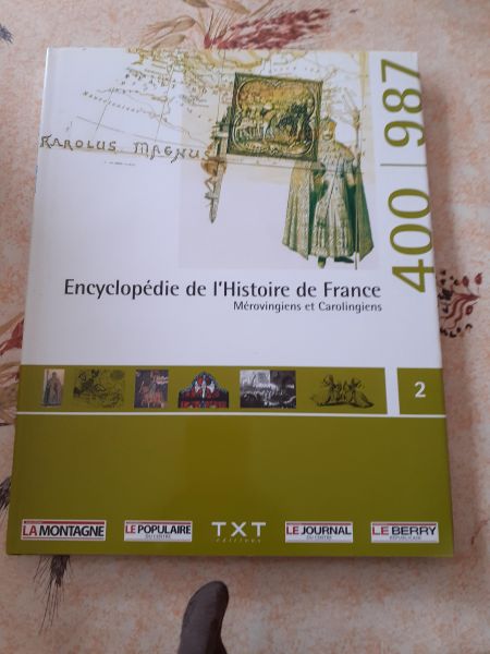 Encyclopedie de l'histoire de france-400/987