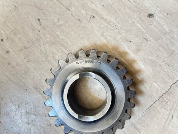 Engranage de marche arri&egrave;re zf s5-24/3 pas cher