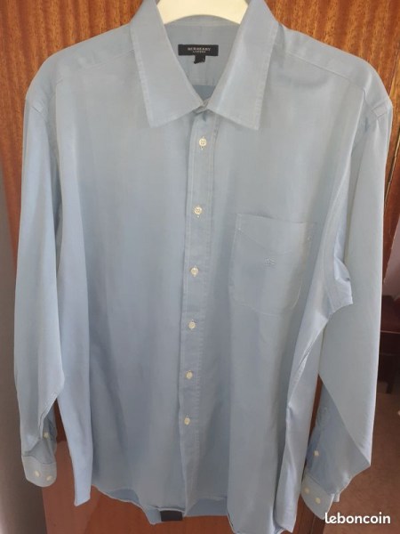 Vente Ensemble 2 chemises pour homme prix imbatable