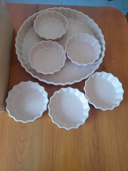 Ensemble plat à tarte en grès