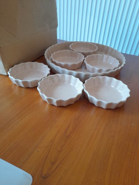 Annonce Ensemble plat à tarte en grès