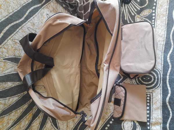 Vente Ensemble sac de transport , trousse de toilette