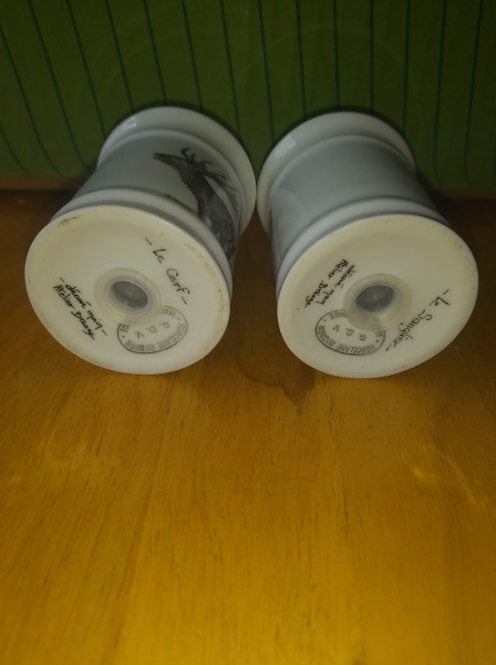 Vente Ensemble sel et poivre porcelaine avignon gdv